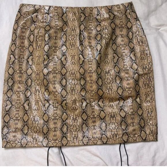 ⭐️ Lace Up Snake Python Pleather Hipster Hippie Sexy Romantic Party Mini Skirt - Picture 3 of 5
